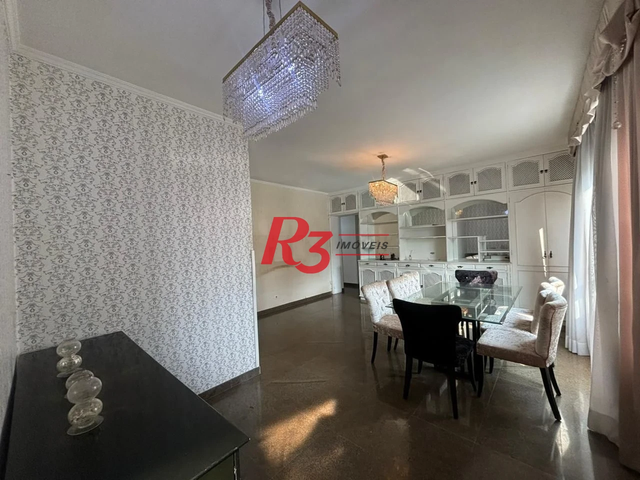 Apartamento com 3 dormitórios à venda, 123 m² por R$ 750.000,00 - Gonzaga - Santos/SP