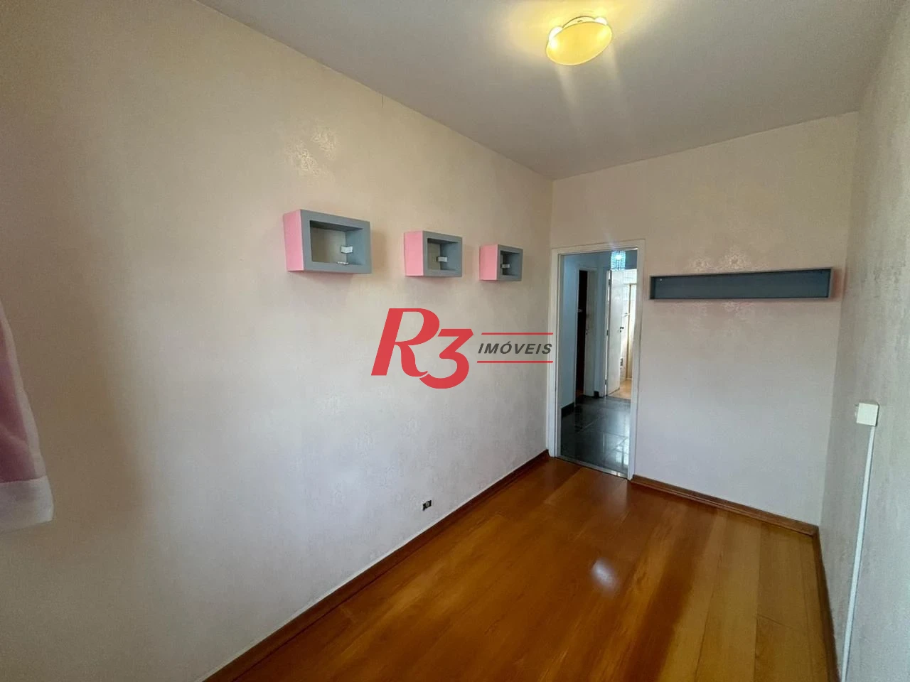 Apartamento com 3 dormitórios à venda, 123 m² por R$ 750.000,00 - Gonzaga - Santos/SP