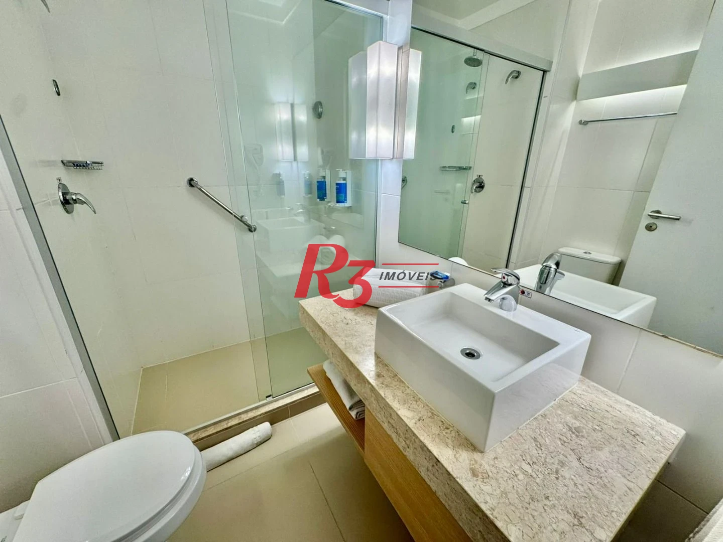 Apartamento com 1 dormitório à venda, 25 m² por R$ 390.000,00 - Gonzaga - Santos/SP