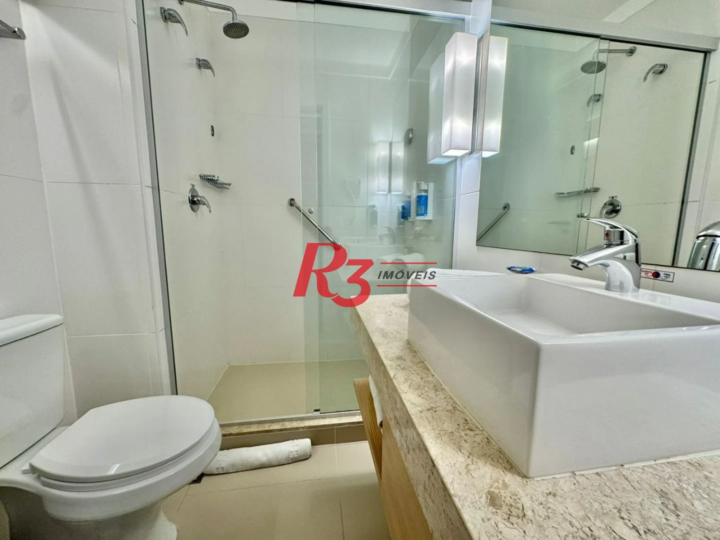 Apartamento com 1 dormitório à venda, 25 m² por R$ 390.000,00 - Gonzaga - Santos/SP