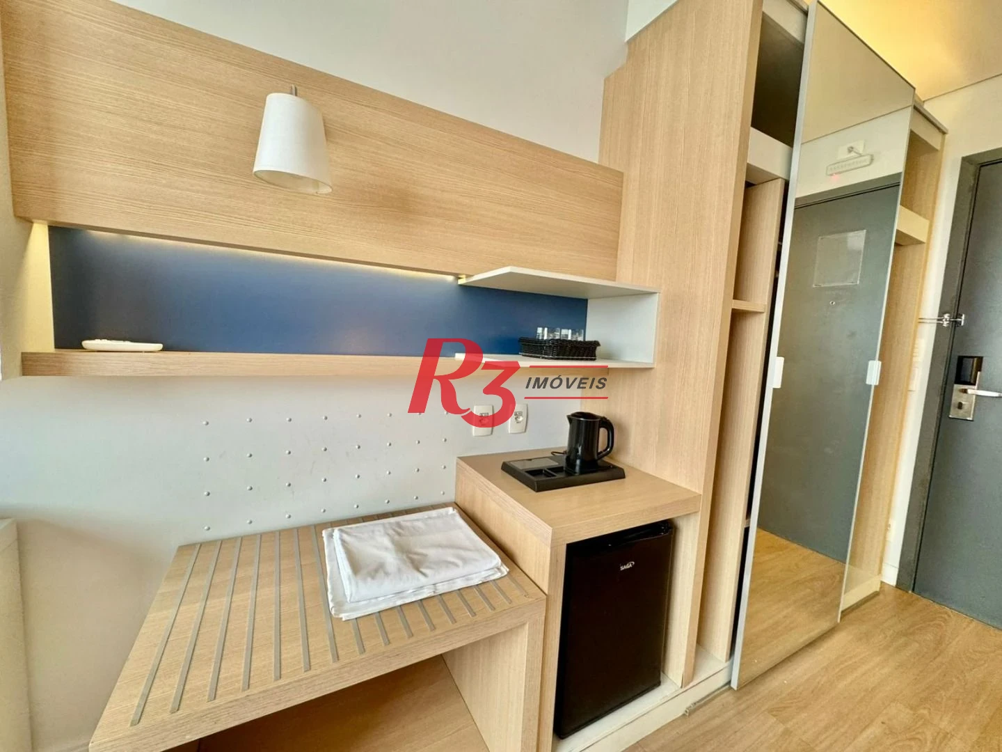 Apartamento com 1 dormitório à venda, 25 m² por R$ 390.000,00 - Gonzaga - Santos/SP