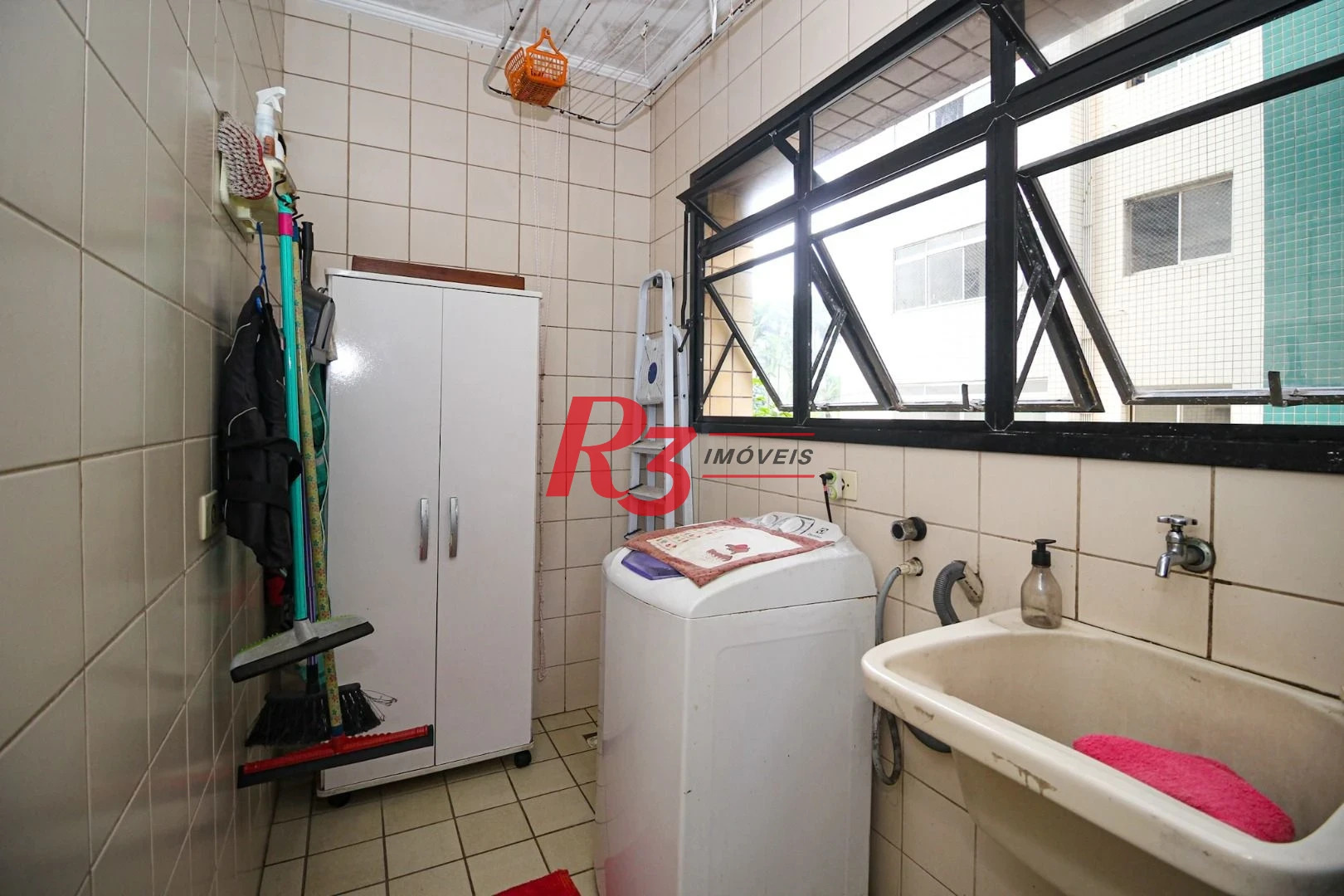 Apartamento com 2 dormitórios à venda, 80 m² por R$ 750.000,00 - Aparecida - Santos/SP
