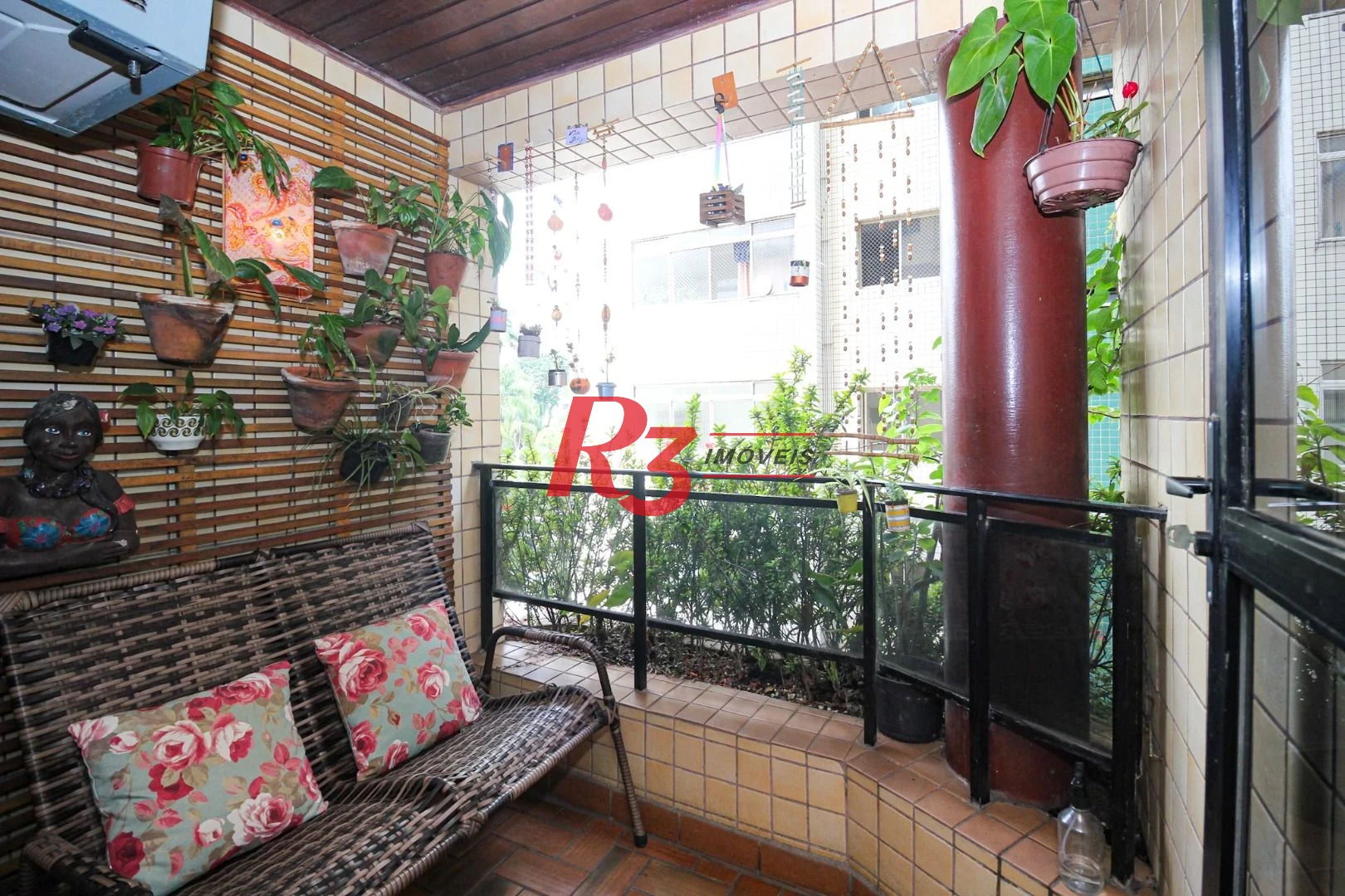 Apartamento com 2 dormitórios à venda, 80 m² por R$ 750.000,00 - Aparecida - Santos/SP