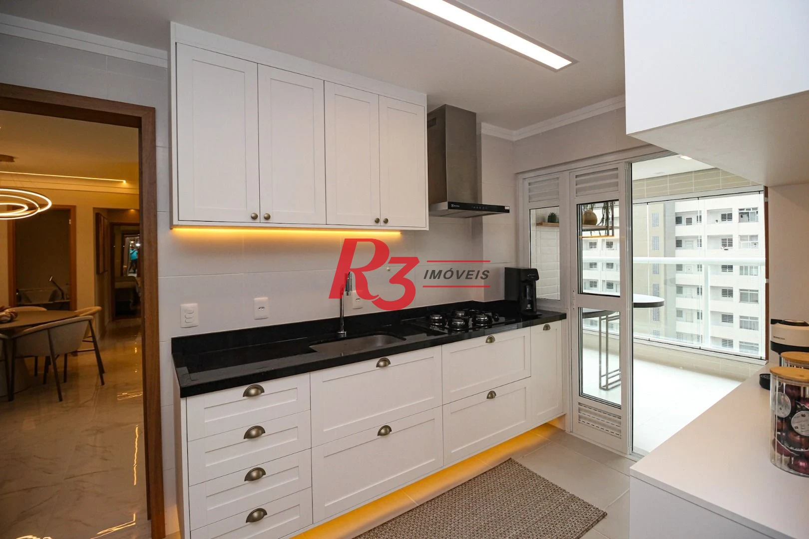 Apartamento à venda, 101 m² por R$ 2.180.000,00 - Gonzaga - Santos/SP