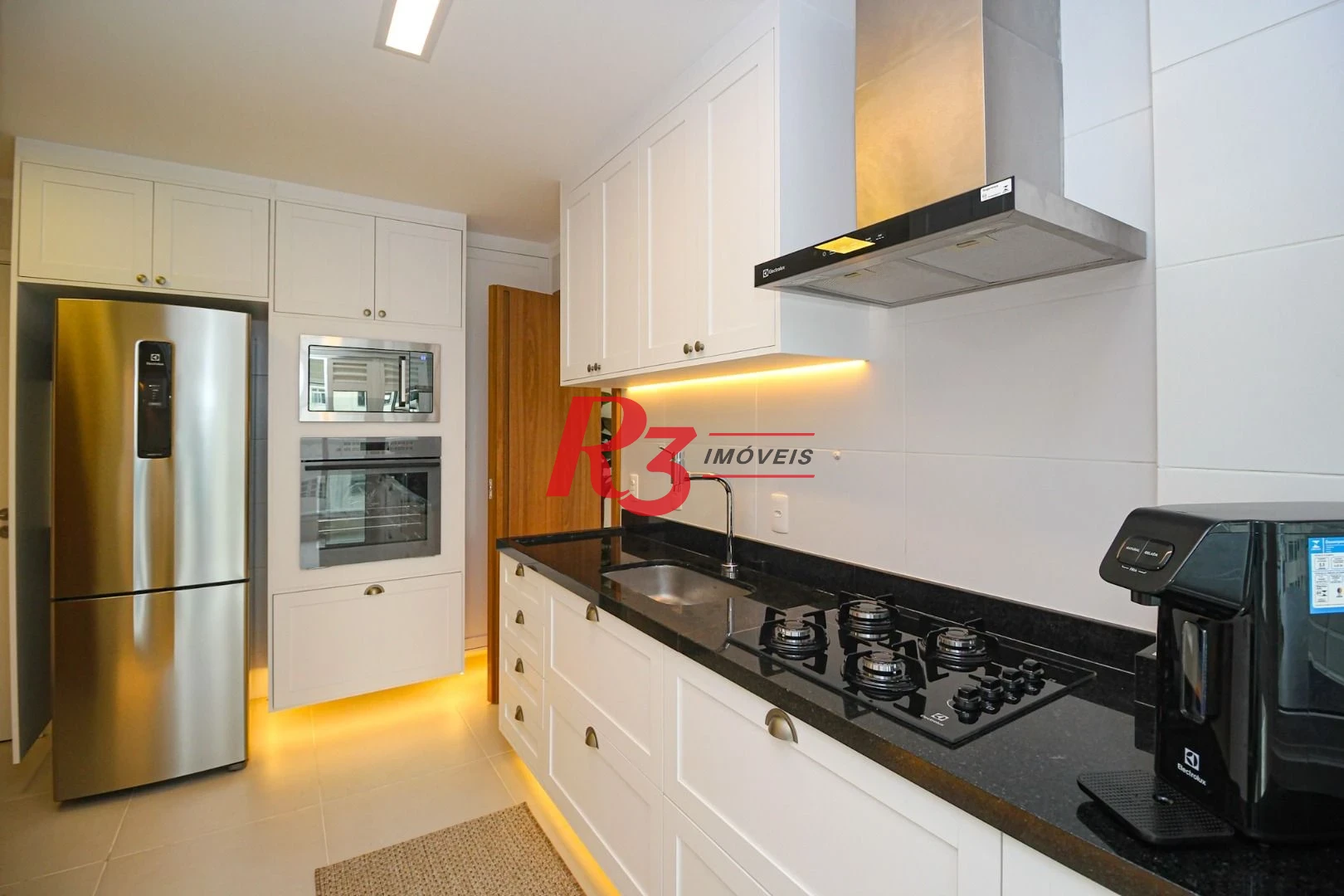 Apartamento à venda, 101 m² por R$ 2.180.000,00 - Gonzaga - Santos/SP