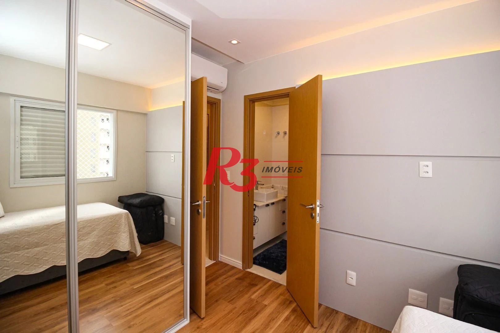 Apartamento à venda, 101 m² por R$ 2.180.000,00 - Gonzaga - Santos/SP