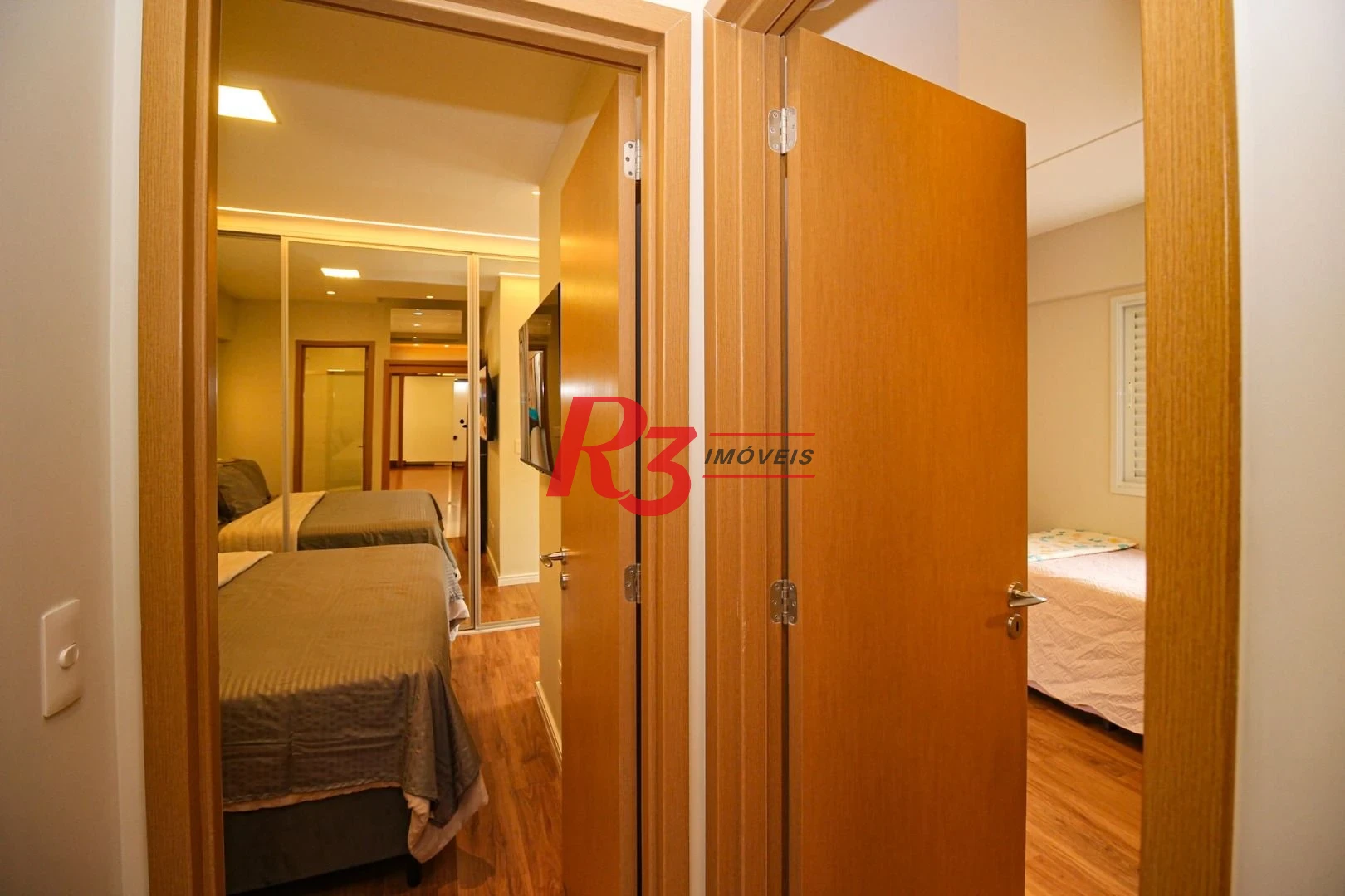Apartamento à venda, 101 m² por R$ 2.180.000,00 - Gonzaga - Santos/SP