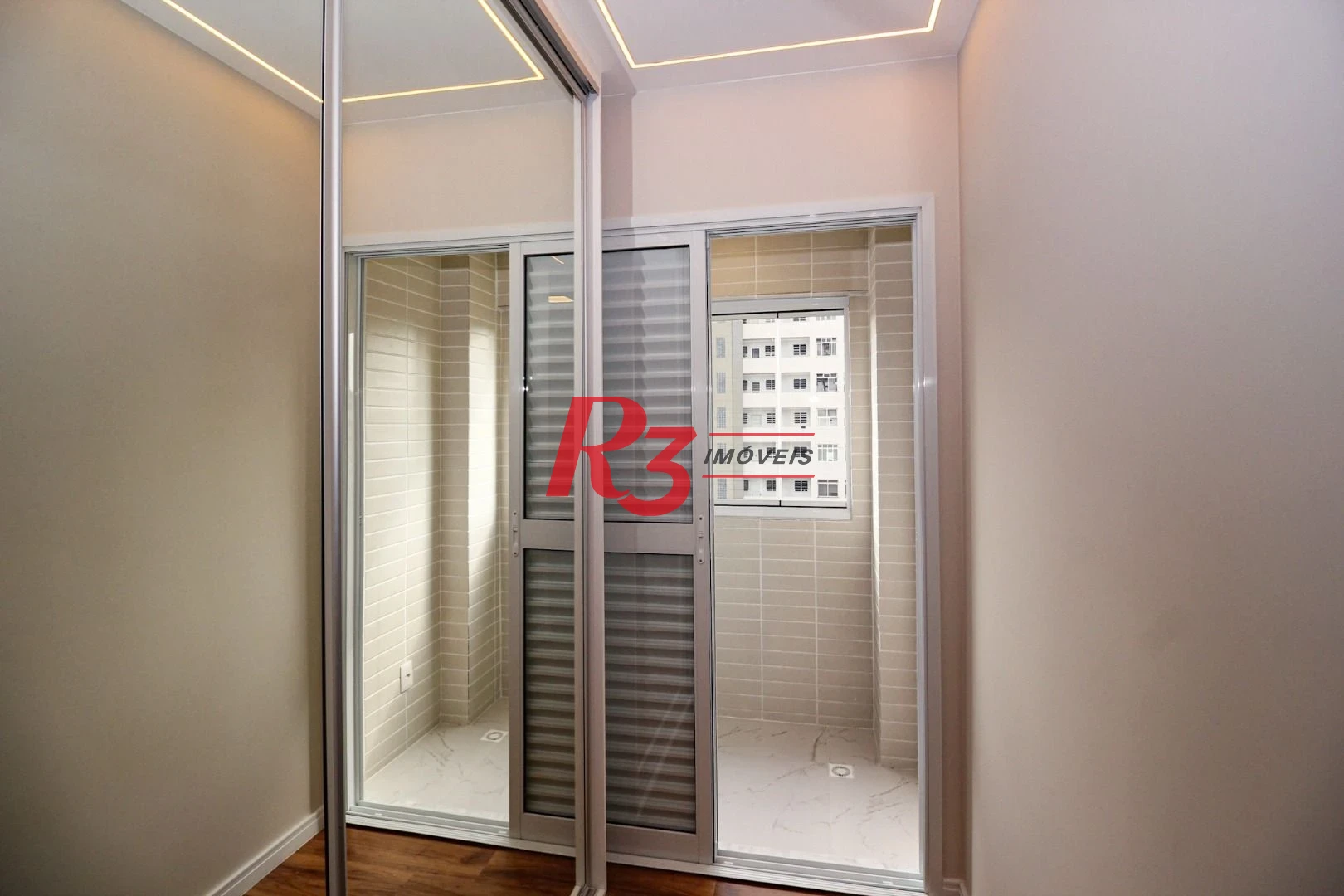 Apartamento à venda, 101 m² por R$ 2.180.000,00 - Gonzaga - Santos/SP