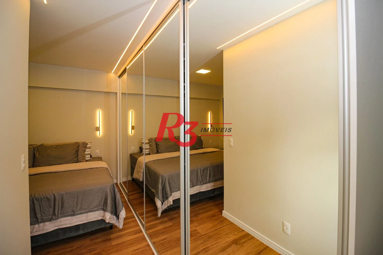 Apartamento à venda, 101 m² por R$ 2.180.000,00 - Gonzaga - Santos/SP