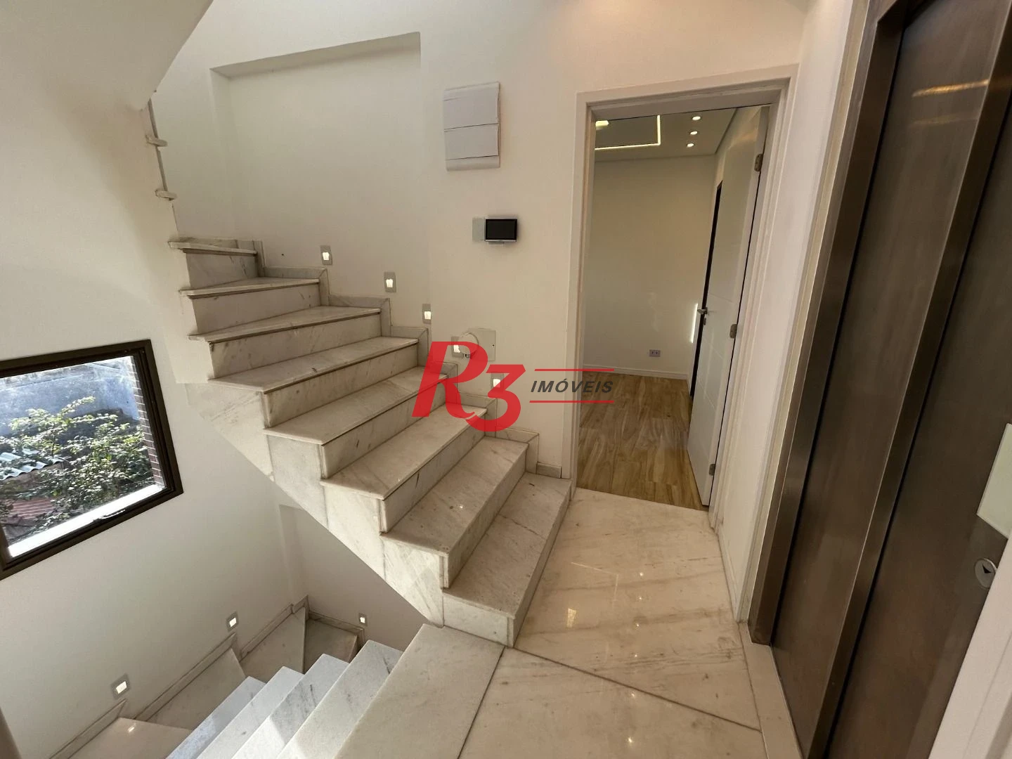 Casa, 250 m² - venda por R$ 4.000.000,00 ou aluguel por R$ 20.430,00/mês - Campo Grande - Santos/SP
