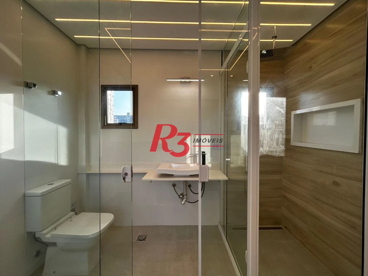 Casa, 250 m² - venda por R$ 4.000.000,00 ou aluguel por R$ 20.430,00/mês - Campo Grande - Santos/SP