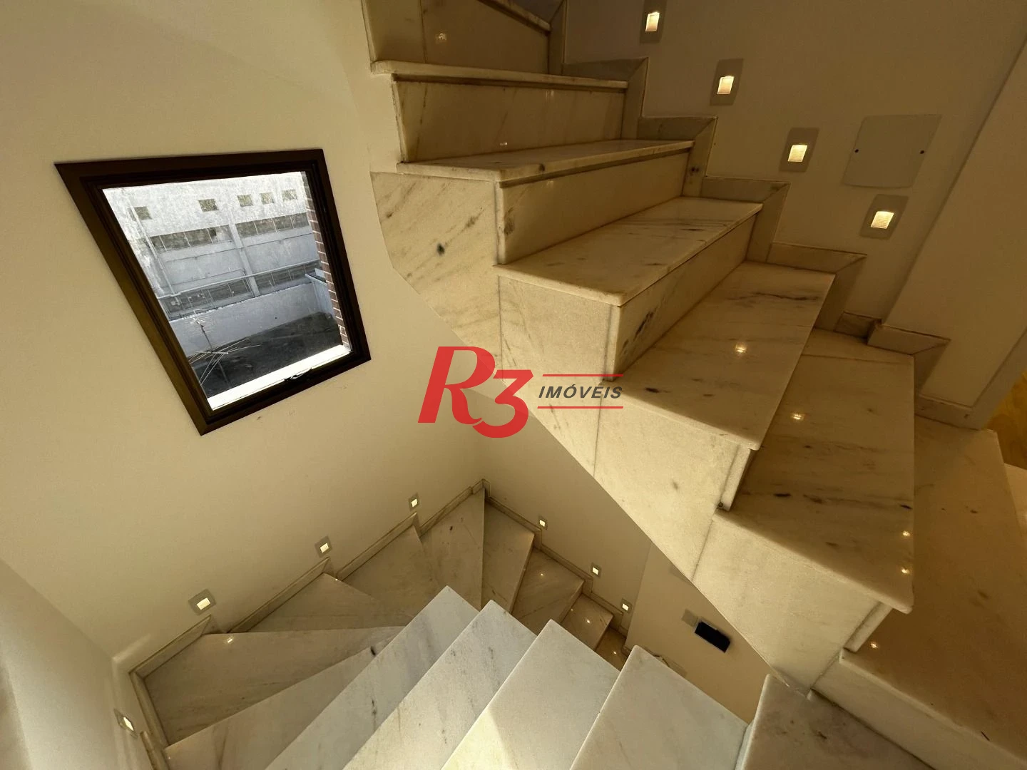 Casa, 250 m² - venda por R$ 4.000.000,00 ou aluguel por R$ 20.430,00/mês - Campo Grande - Santos/SP