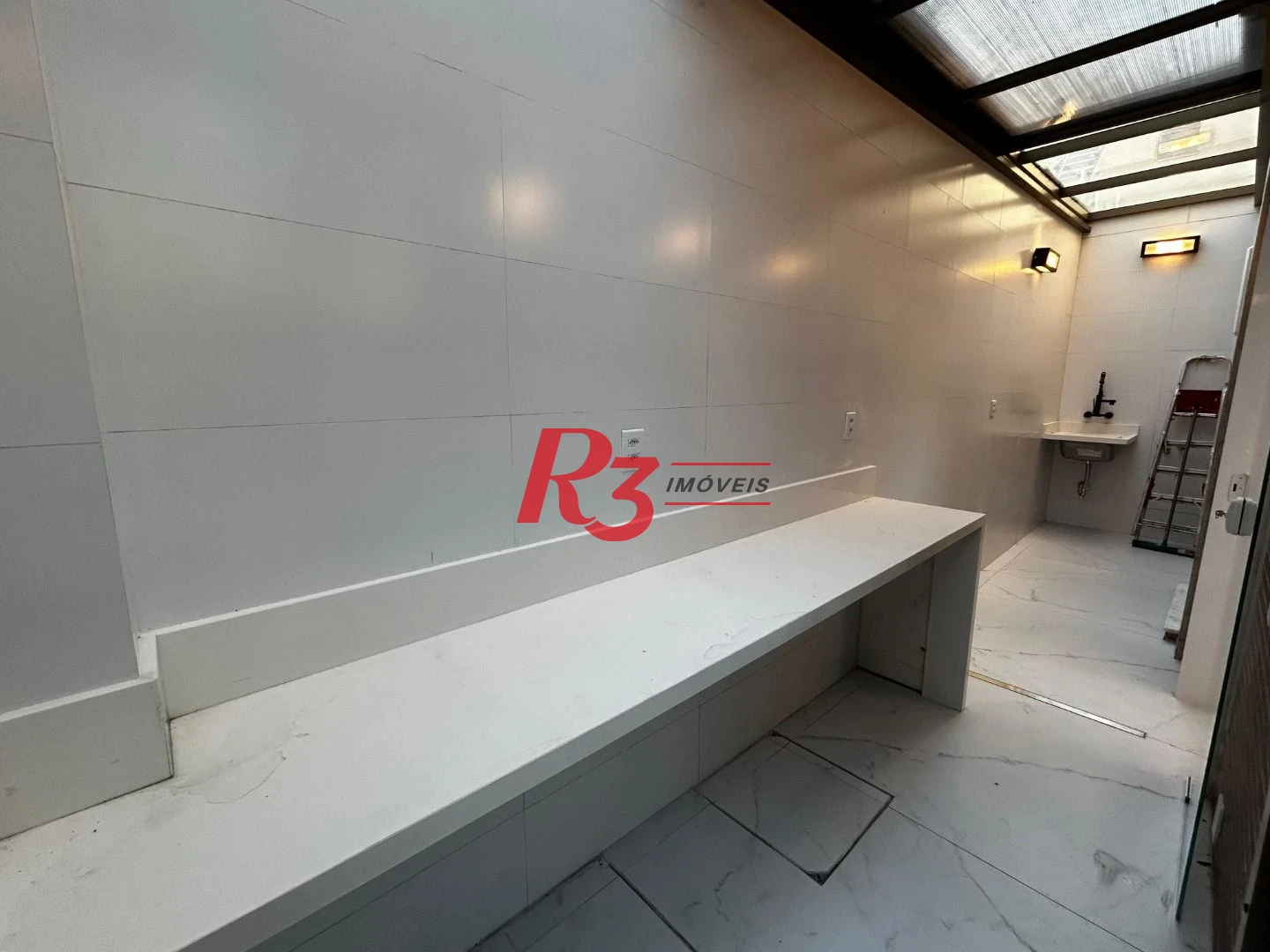 Casa, 250 m² - venda por R$ 4.000.000,00 ou aluguel por R$ 20.430,00/mês - Campo Grande - Santos/SP