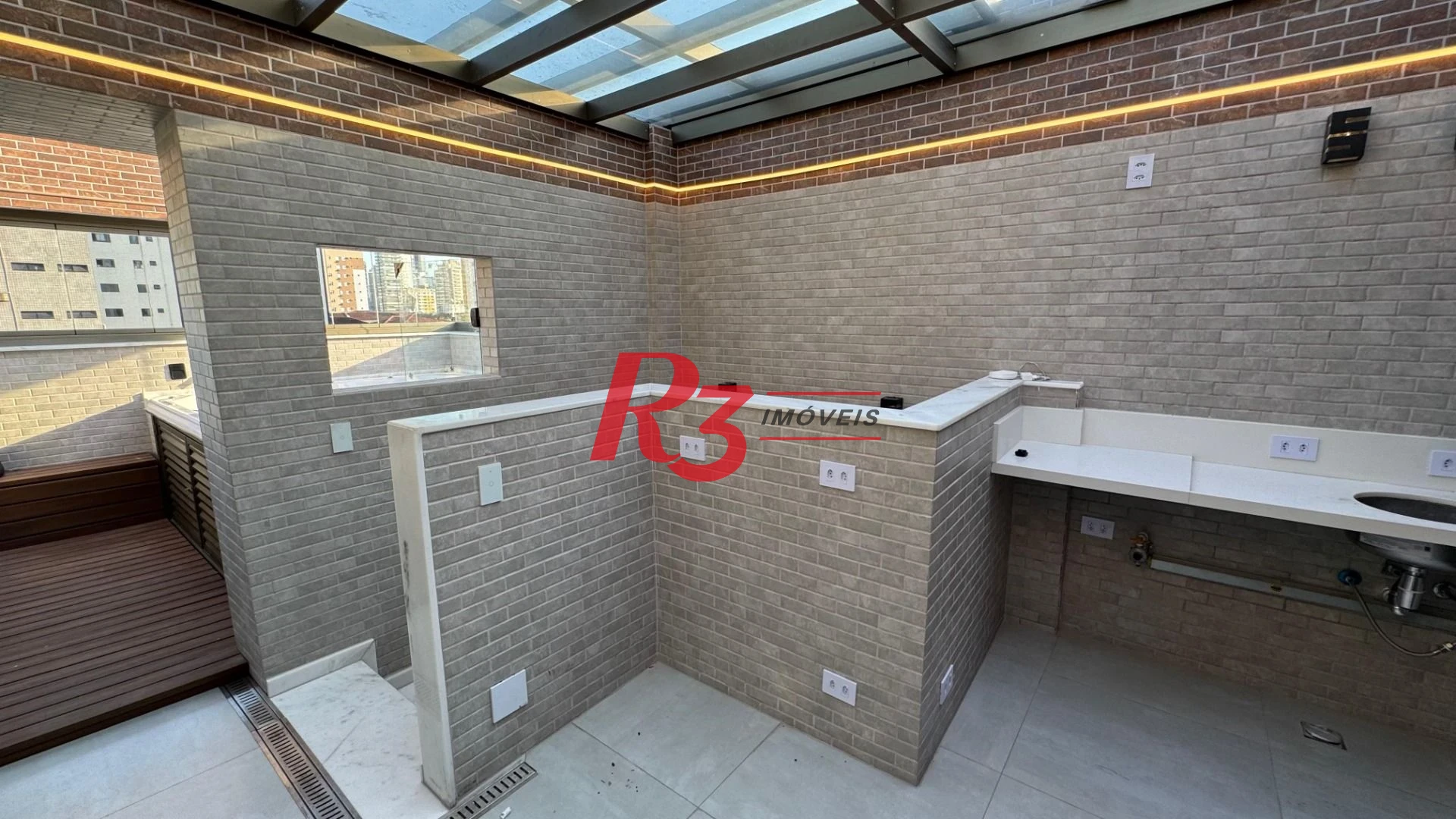 Casa, 250 m² - venda por R$ 4.000.000,00 ou aluguel por R$ 20.430,00/mês - Campo Grande - Santos/SP