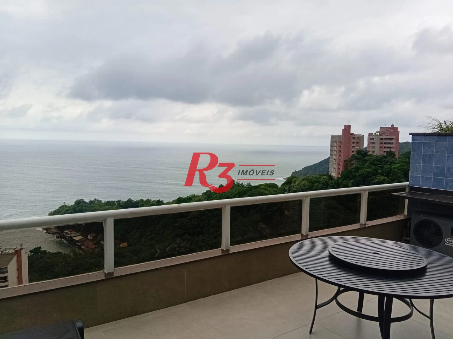 Cobertura à venda, 255 m² por R$ 3.180.000,00 - Balneário Mar Casado - Guarujá/SP