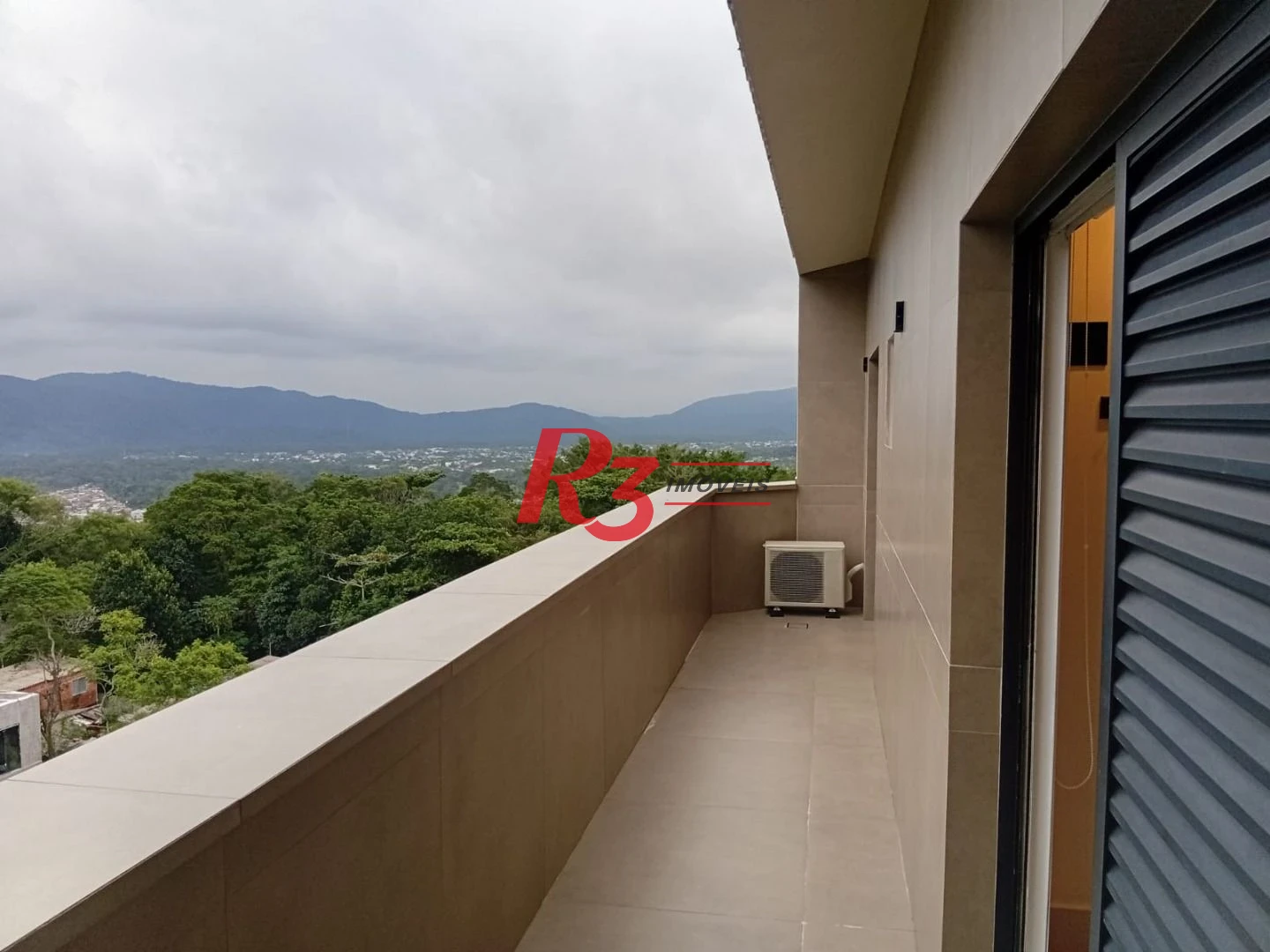 Cobertura à venda, 255 m² por R$ 3.180.000,00 - Balneário Mar Casado - Guarujá/SP