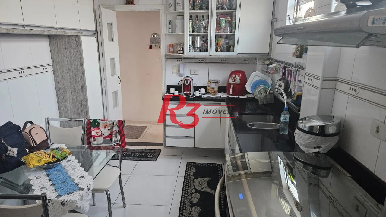 Apartamento com 2 dormitórios à venda, 80 m² por R$ 385.000,00 - Centro - São Vicente/SP