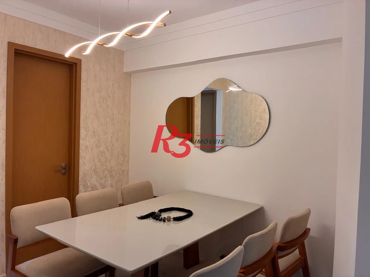 Apartamento à venda, 101 m² por R$ 2.006.000,00 - Gonzaga - Santos/SP