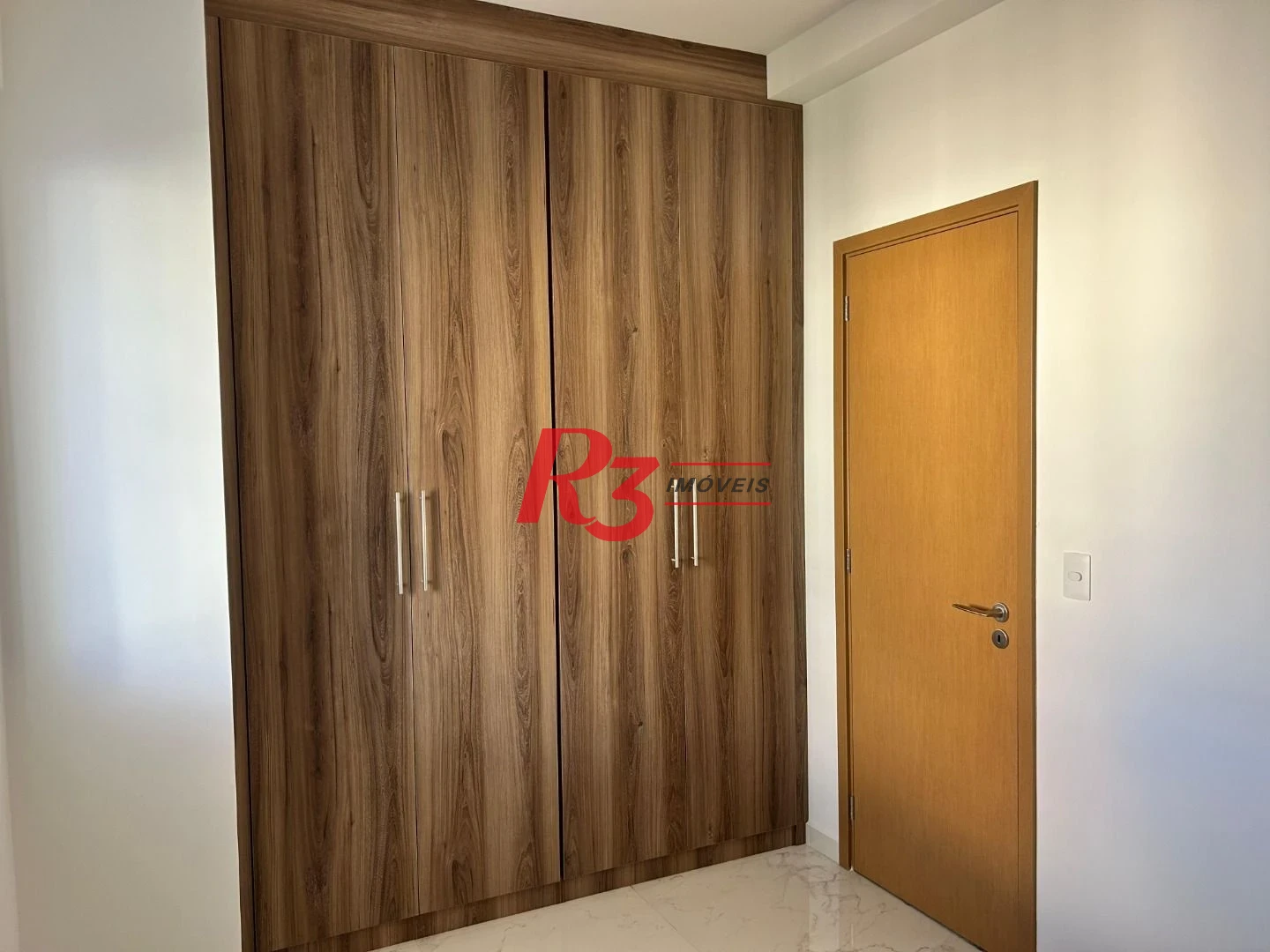 Apartamento para alugar, 87 m² por R$ 7.500,00/mês - Gonzaga - Santos/SP