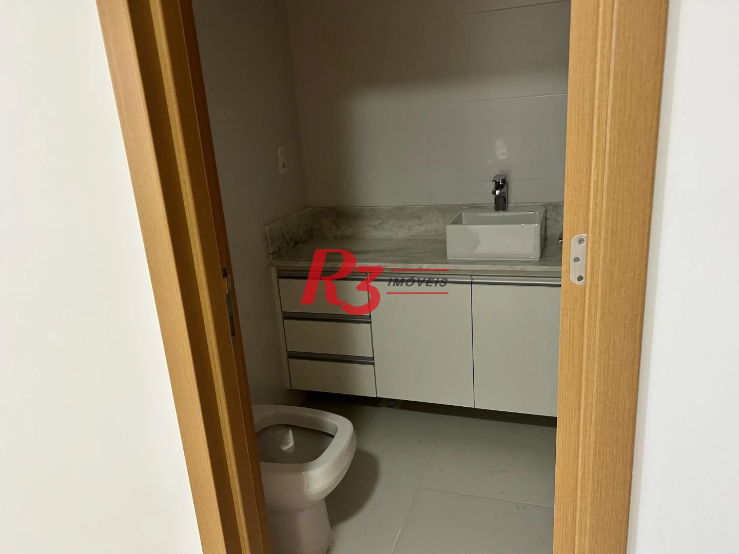 Apartamento para alugar, 87 m² por R$ 7.500,00/mês - Gonzaga - Santos/SP