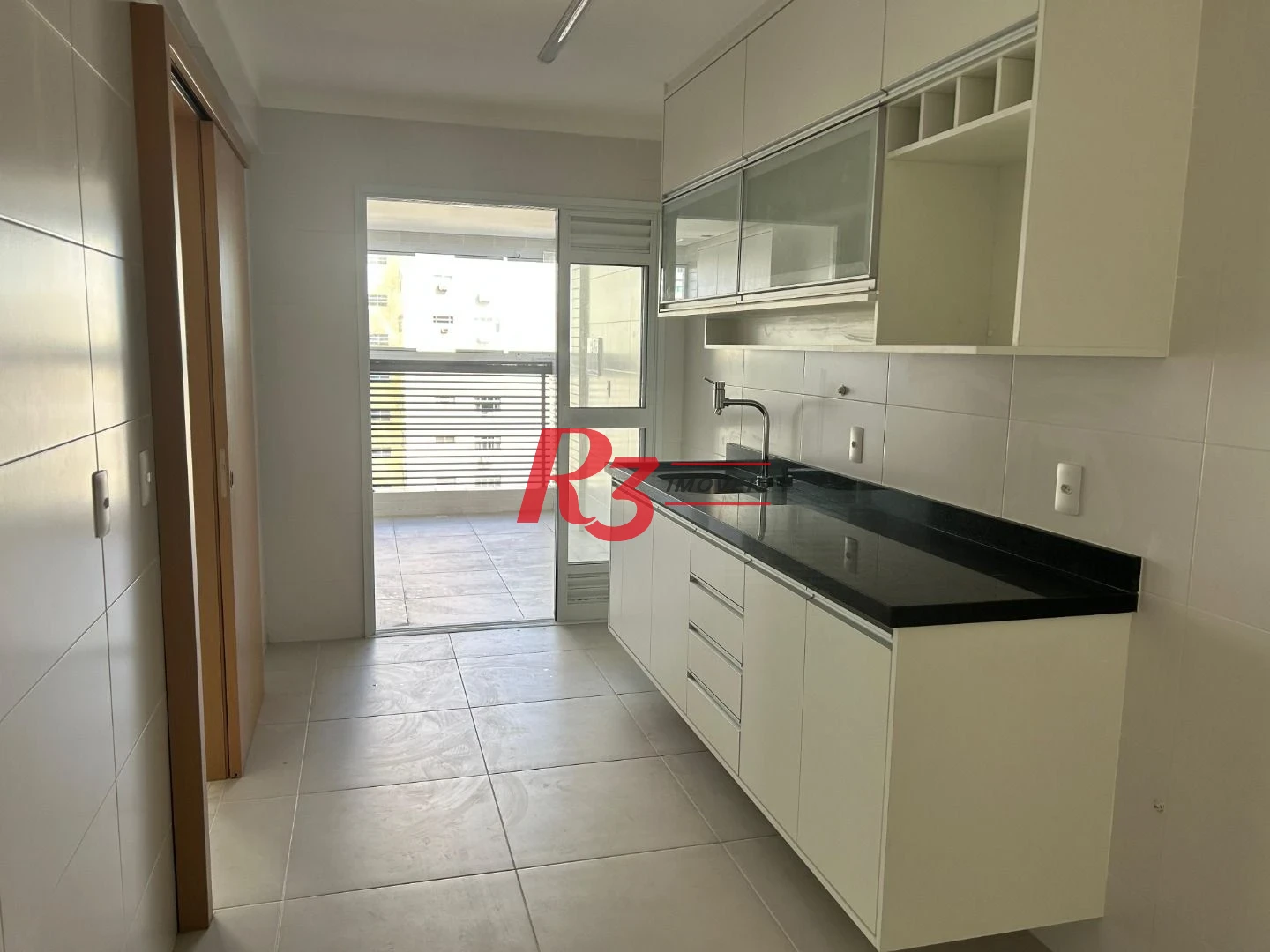 Apartamento para alugar, 87 m² por R$ 7.500,00/mês - Gonzaga - Santos/SP