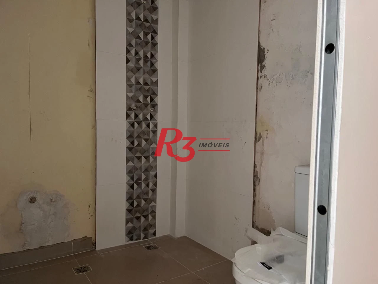 Apartamento com 3 dormitórios à venda, 125 m² por R$ 900.000,00 - José Menino - Santos/SP