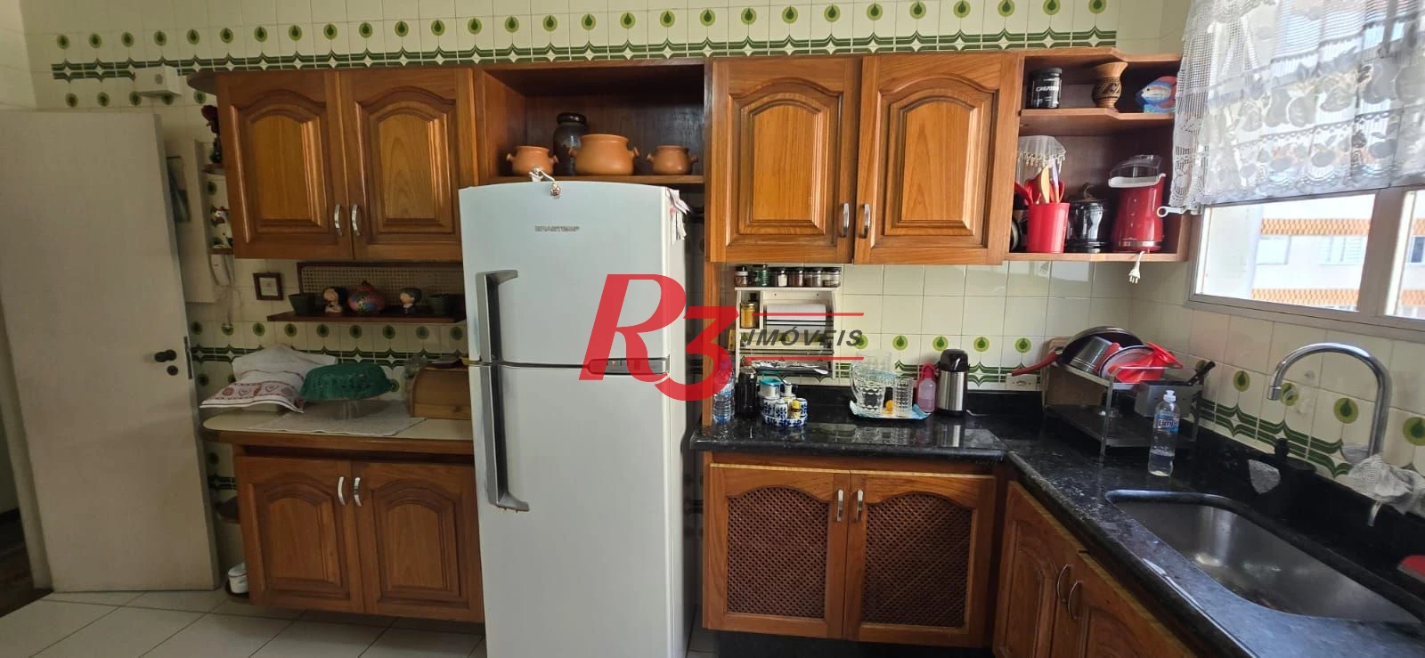 Apartamento com 3 dormitórios à venda, 137 m² por R$ 930.000,00 - José Menino - Santos/SP