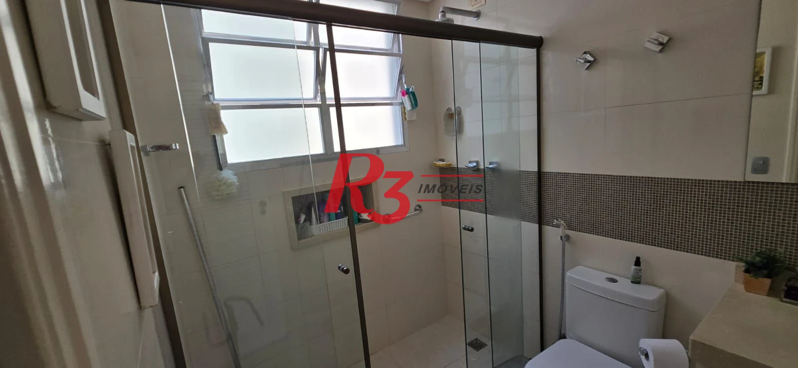 Apartamento com 3 dormitórios à venda, 137 m² por R$ 930.000,00 - José Menino - Santos/SP