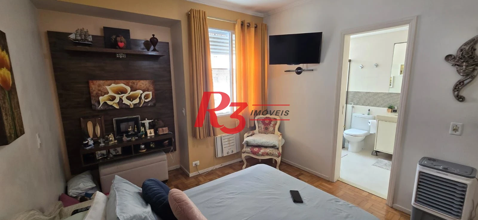 Apartamento com 3 dormitórios à venda, 137 m² por R$ 930.000,00 - José Menino - Santos/SP