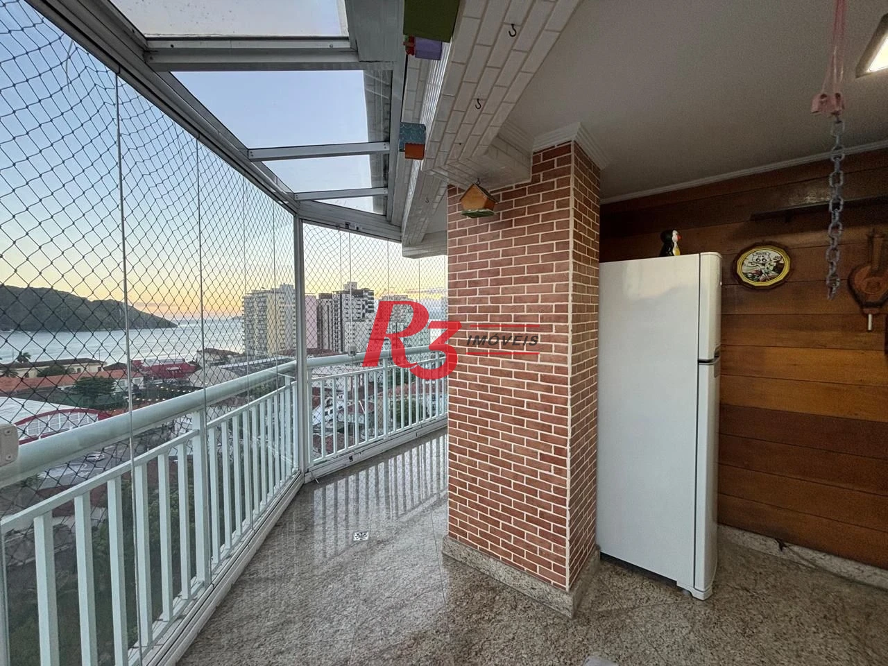 Apartamento com 4 dormitórios à venda, 240 m² por R$ 2.200.000,00 - Ponta da Praia - Santos/SP