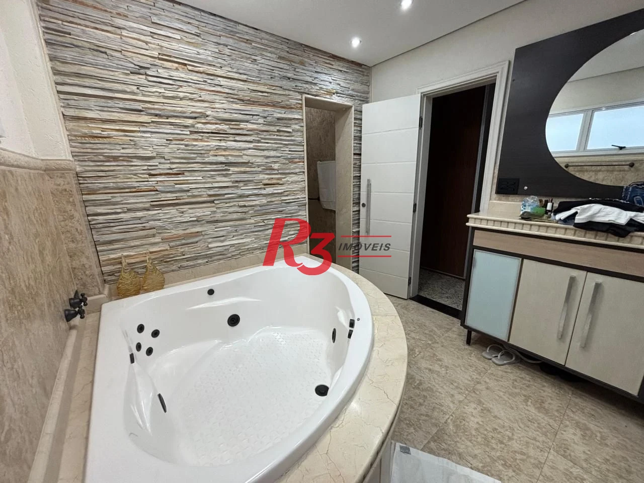 Apartamento com 4 dormitórios à venda, 240 m² por R$ 2.200.000,00 - Ponta da Praia - Santos/SP