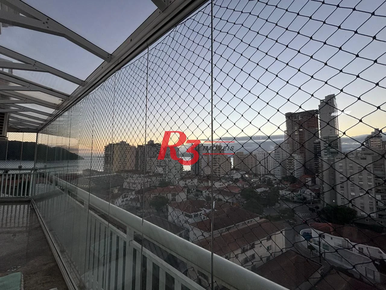 Apartamento com 4 dormitórios à venda, 240 m² por R$ 2.200.000,00 - Ponta da Praia - Santos/SP