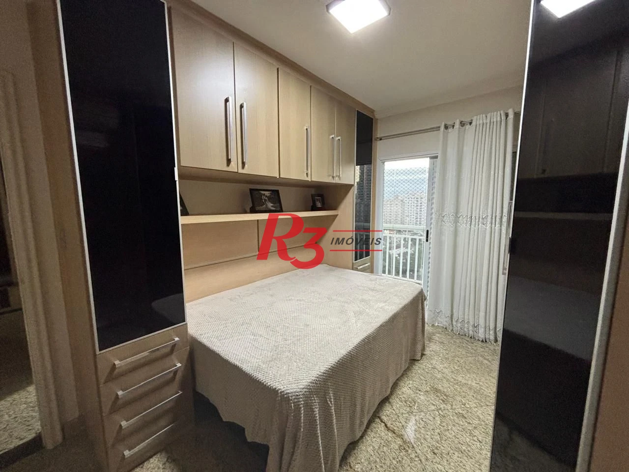 Apartamento com 4 dormitórios à venda, 240 m² por R$ 2.200.000,00 - Ponta da Praia - Santos/SP