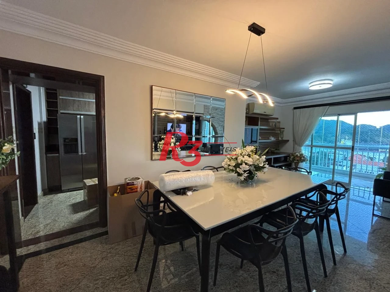 Apartamento com 4 dormitórios à venda, 240 m² por R$ 2.200.000,00 - Ponta da Praia - Santos/SP
