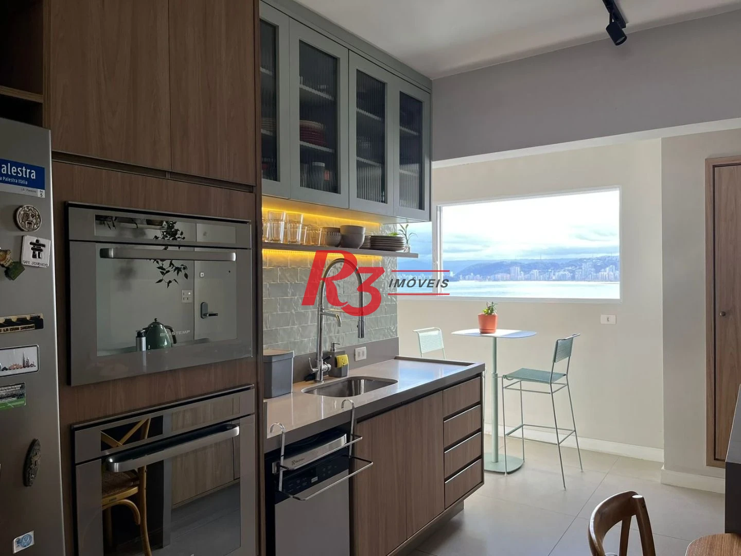 Apartamento com 3 dormitórios à venda, 147 m² por R$ 1.550.000,00 - Ponta da Praia - Santos/SP