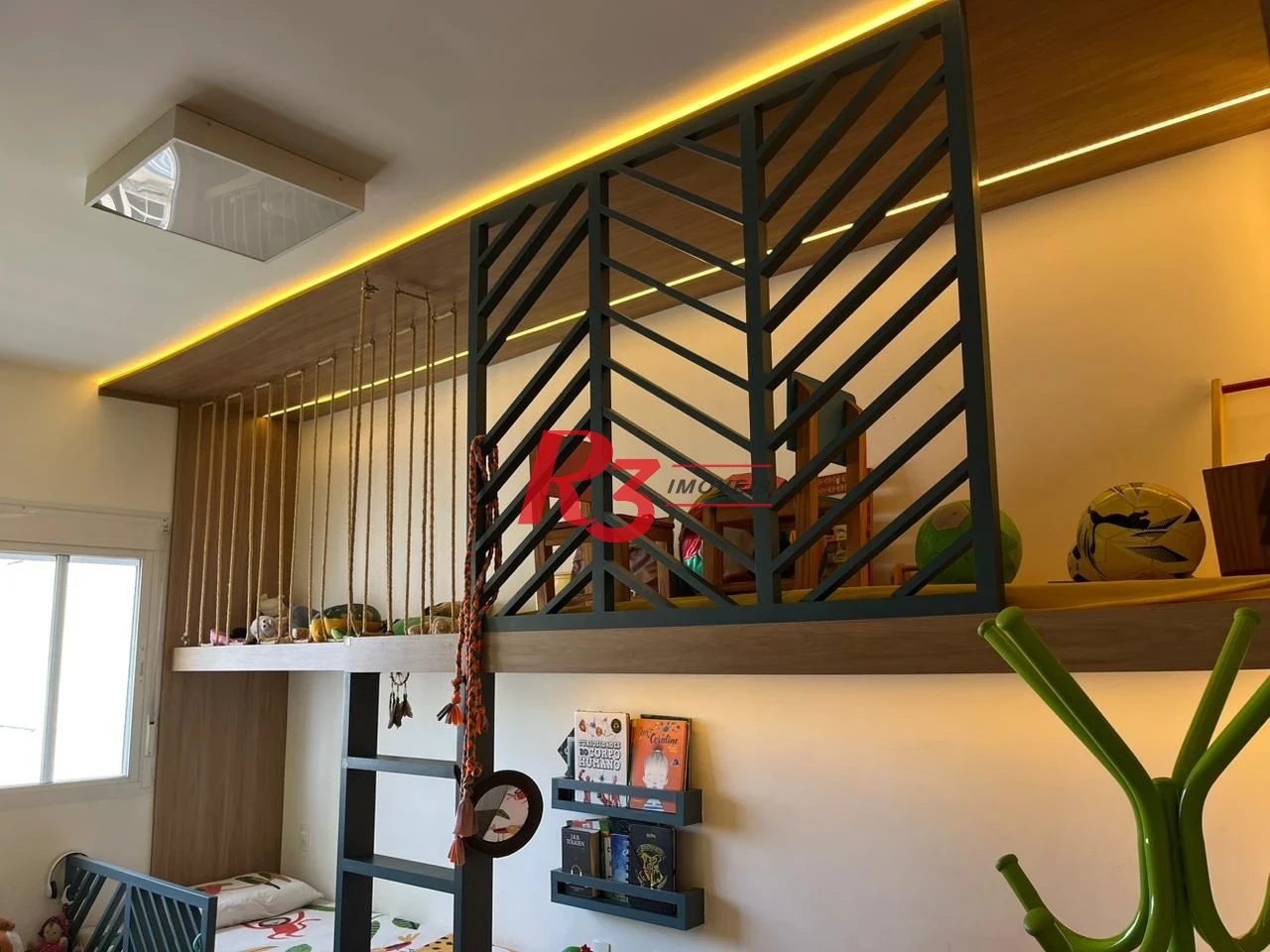 Apartamento com 3 dormitórios à venda, 147 m² por R$ 1.550.000,00 - Ponta da Praia - Santos/SP