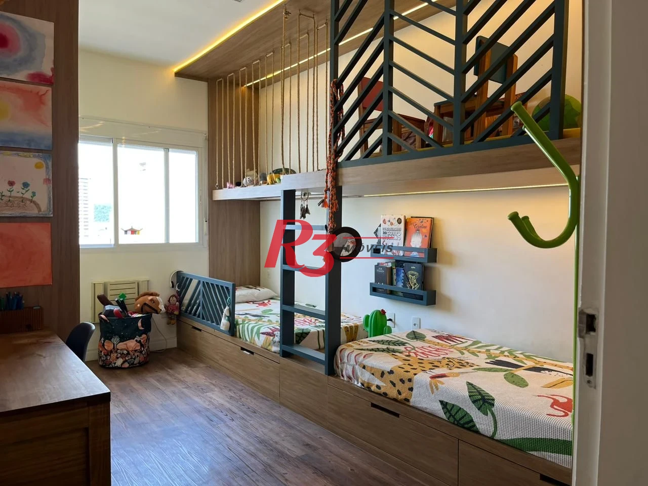 Apartamento com 3 dormitórios à venda, 147 m² por R$ 1.550.000,00 - Ponta da Praia - Santos/SP