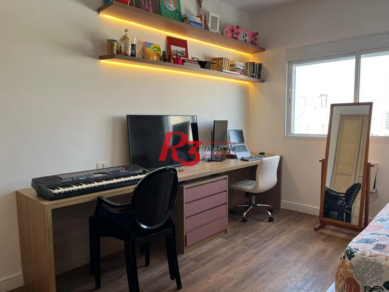 Apartamento com 3 dormitórios à venda, 147 m² por R$ 1.550.000,00 - Ponta da Praia - Santos/SP