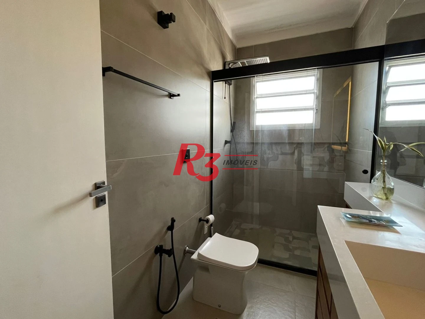 Apartamento com 3 dormitórios à venda, 147 m² por R$ 1.550.000,00 - Ponta da Praia - Santos/SP