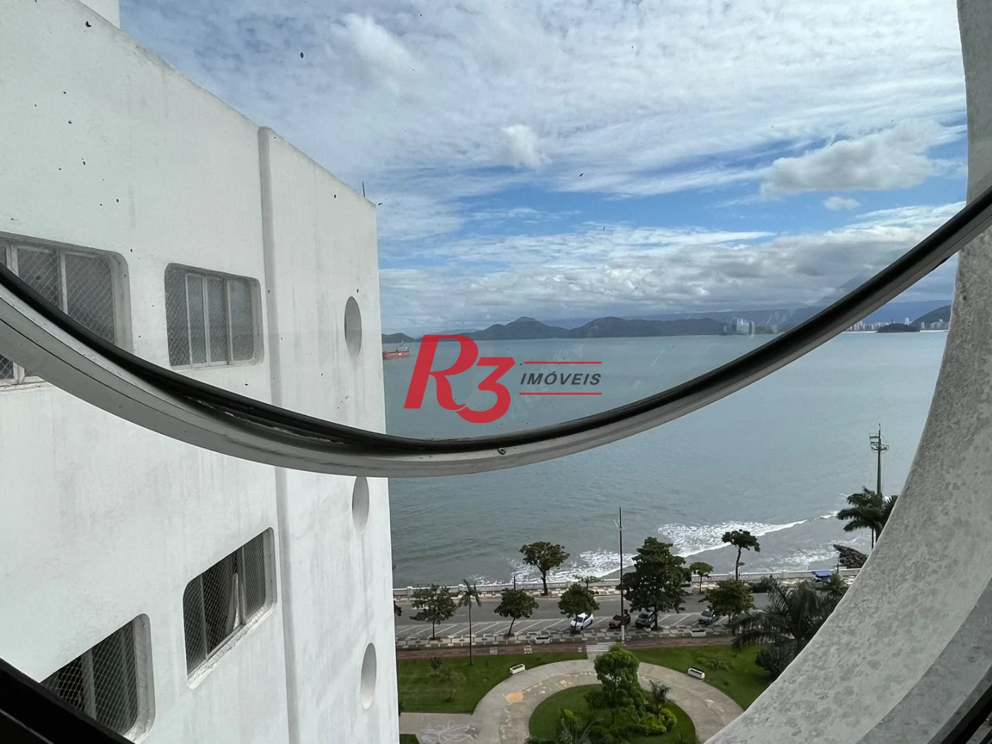Apartamento com 3 dormitórios à venda, 147 m² por R$ 1.550.000,00 - Ponta da Praia - Santos/SP