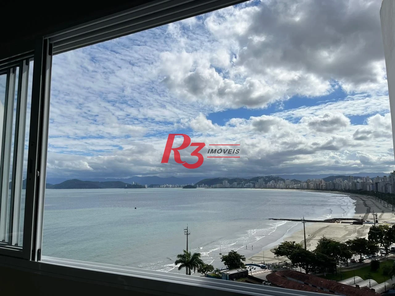 Apartamento com 3 dormitórios à venda, 147 m² por R$ 1.550.000,00 - Ponta da Praia - Santos/SP