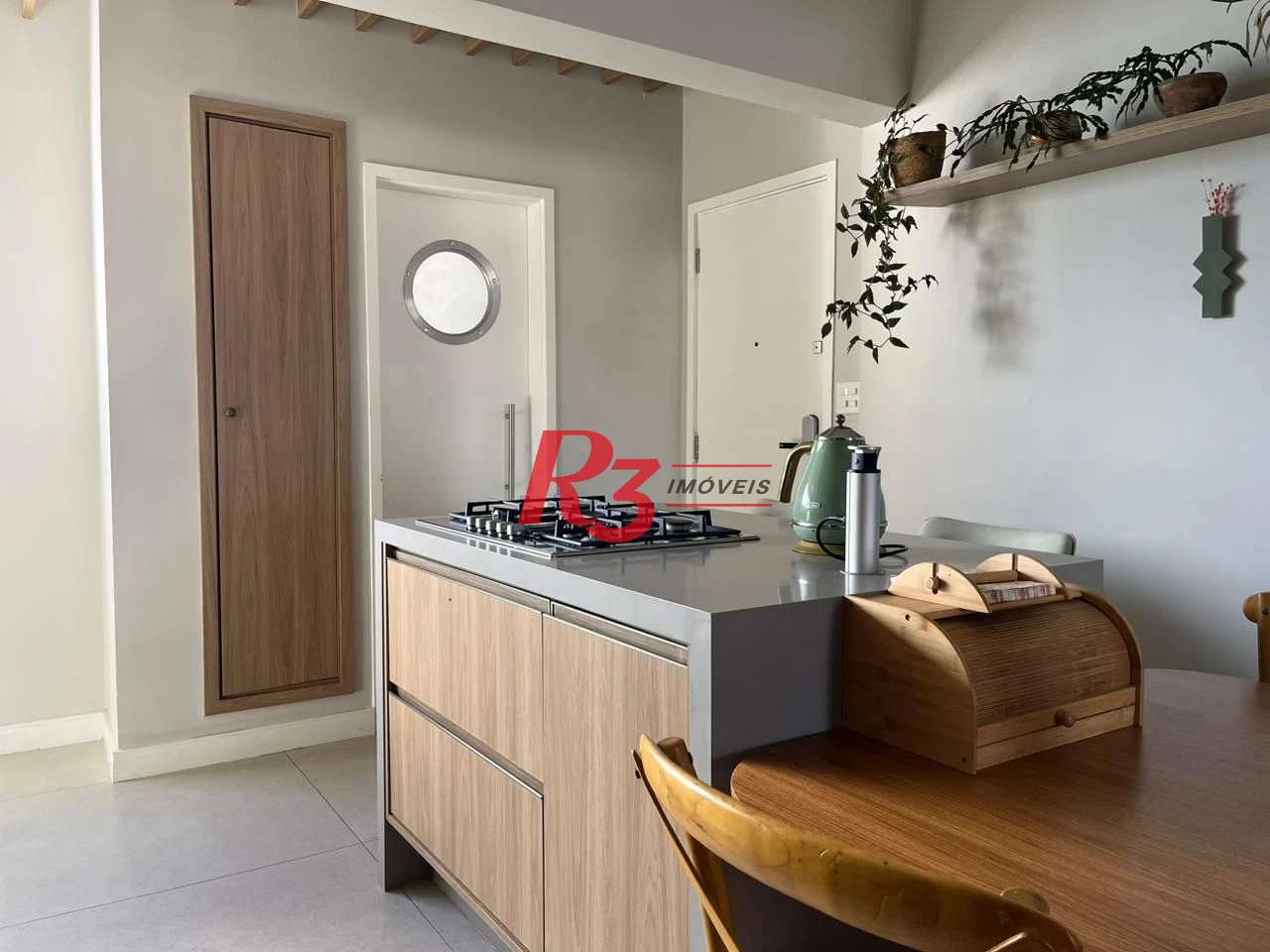 Apartamento com 3 dormitórios à venda, 147 m² por R$ 1.550.000,00 - Ponta da Praia - Santos/SP