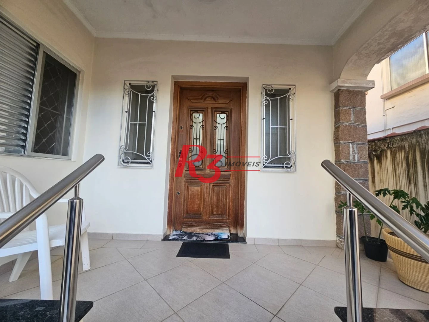 Casa com 2 dormitórios à venda, 475 m² por R$ 2.200.000,00 - Gonzaga - Santos/SP
