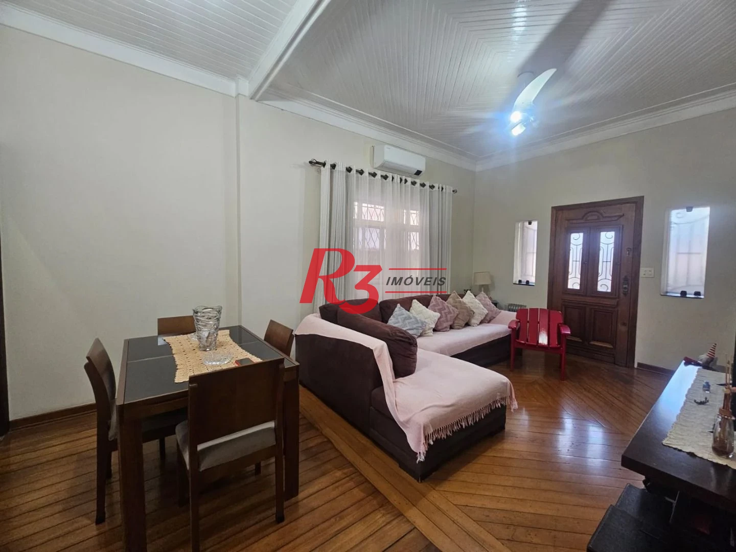 Casa com 2 dormitórios à venda, 475 m² por R$ 2.200.000,00 - Gonzaga - Santos/SP