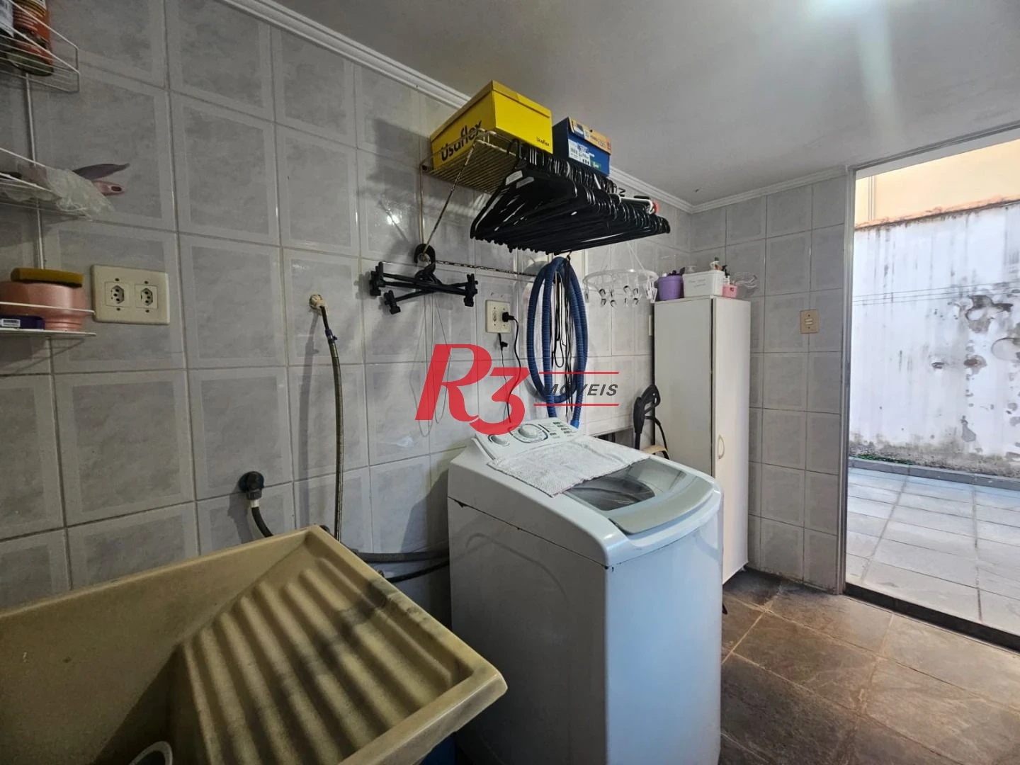 Casa com 2 dormitórios à venda, 475 m² por R$ 2.200.000,00 - Gonzaga - Santos/SP