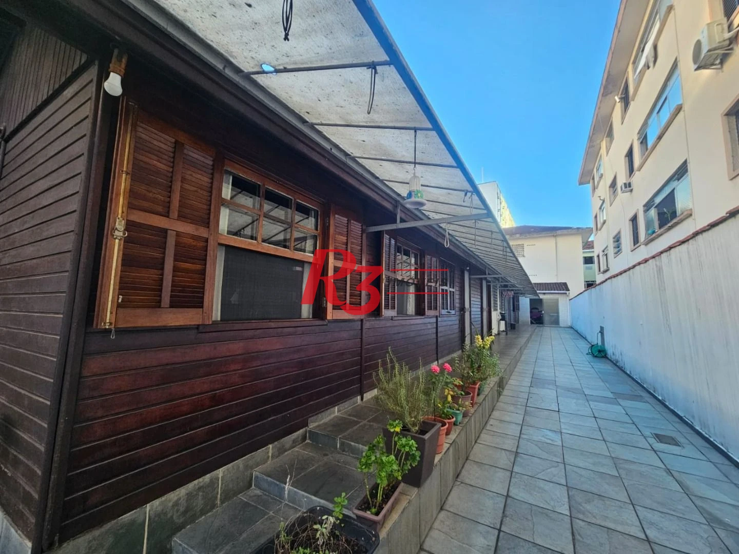 Casa com 2 dormitórios à venda, 475 m² por R$ 2.200.000,00 - Gonzaga - Santos/SP