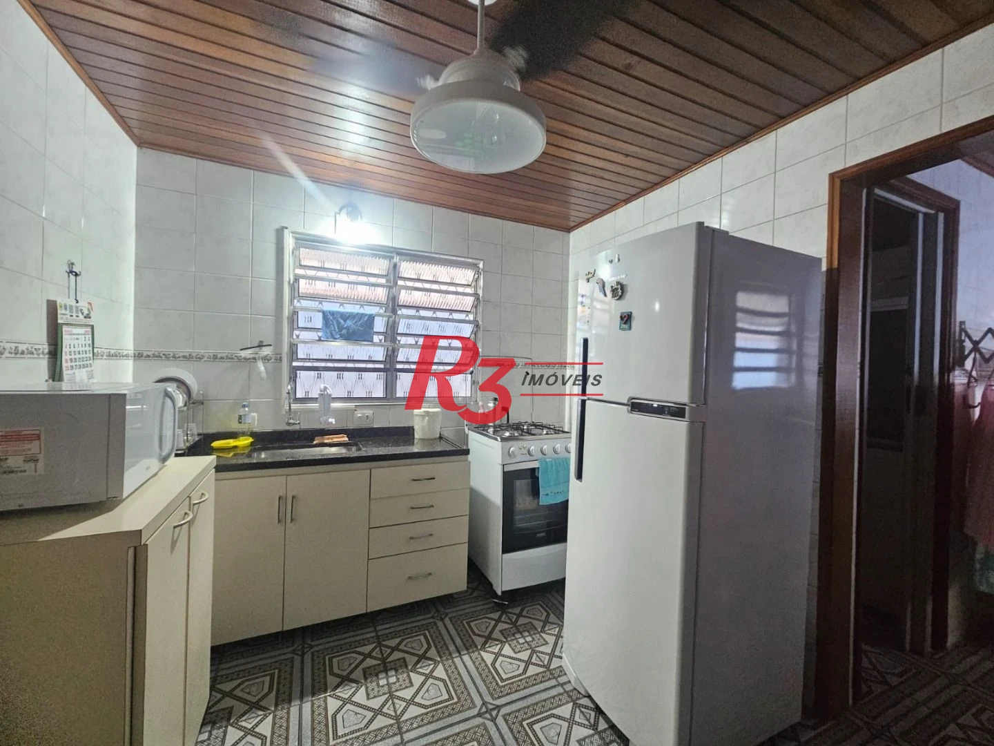 Casa com 2 dormitórios à venda, 475 m² por R$ 2.200.000,00 - Gonzaga - Santos/SP