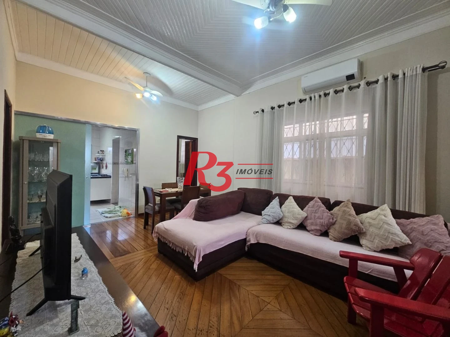 Casa com 2 dormitórios à venda, 475 m² por R$ 2.200.000,00 - Gonzaga - Santos/SP