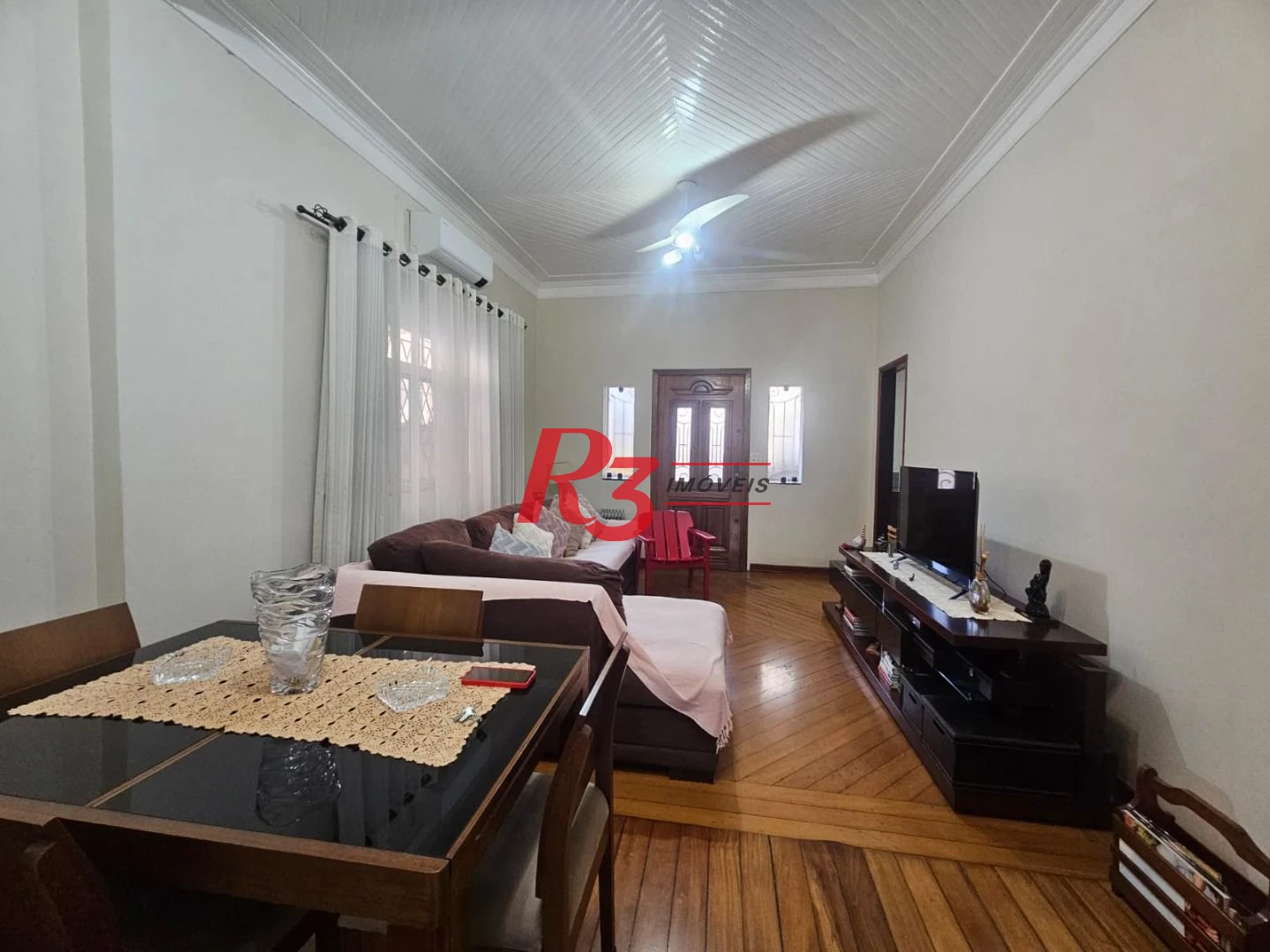 Casa com 2 dormitórios à venda, 475 m² por R$ 2.200.000,00 - Gonzaga - Santos/SP