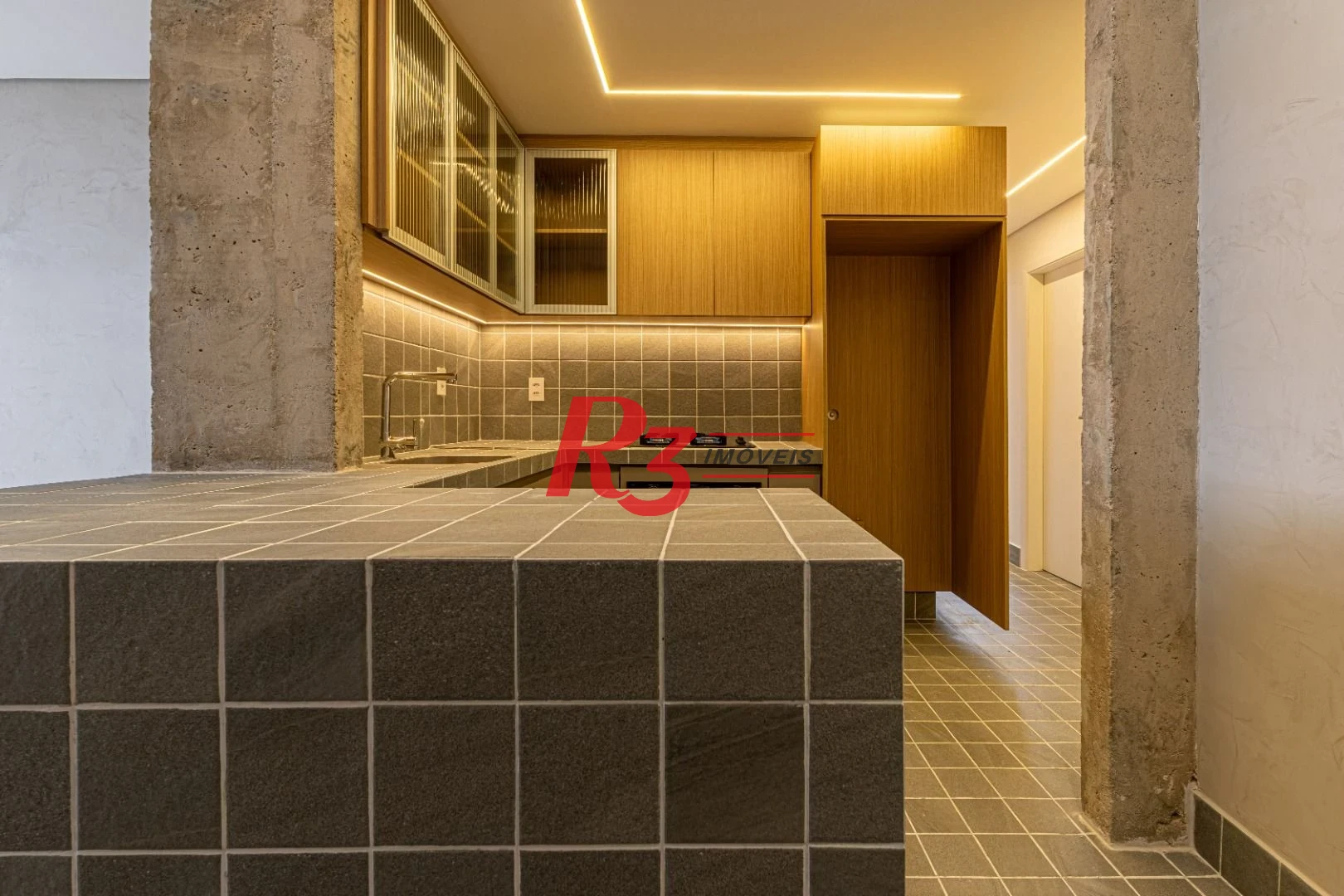 Apartamento à venda, 107 m² por R$ 930.000,00 - José Menino - Santos/SP